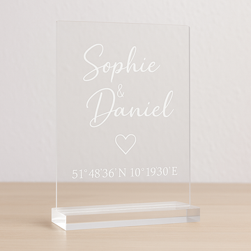 Gravierte Acrylplatte – Ein Geschenk mit ewiger Bedeutung