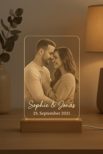 Magie der Erinnerung: Personalisiertes LED-Acrylschild mit Foto