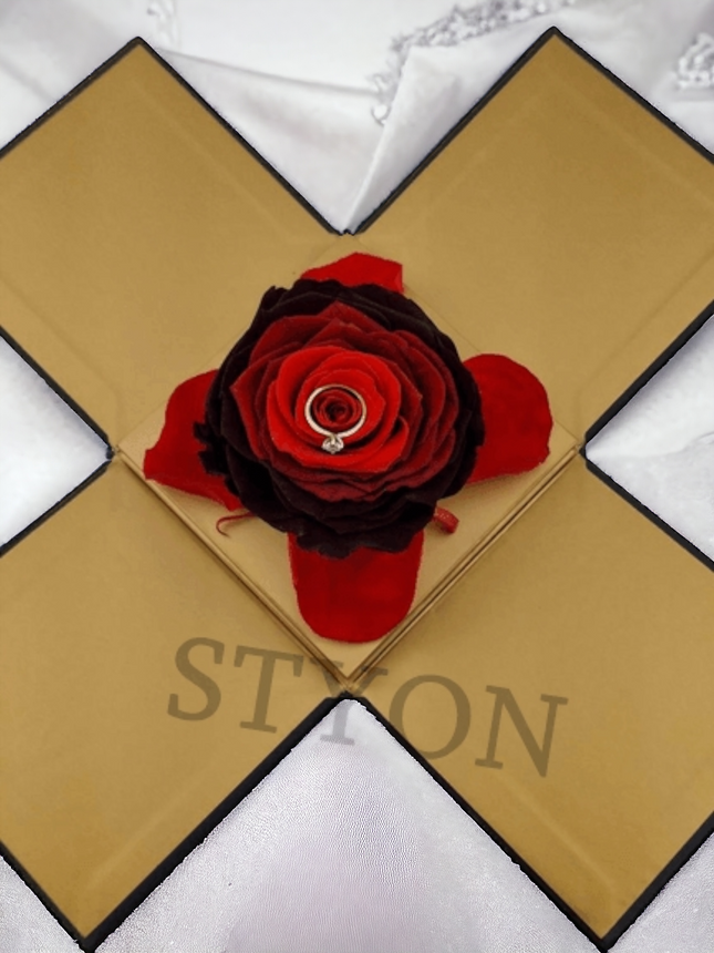 Handgefertigte Kubik-Box, konservierte dunkelrote Rose, Rosenduft