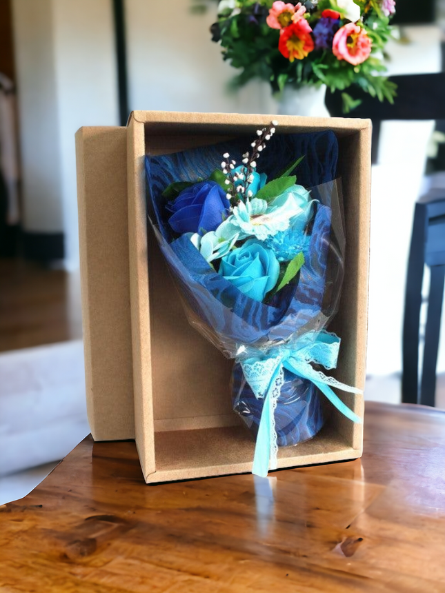 Seife Blumenstrauß in Box - blau Geburtstag Geschenk
