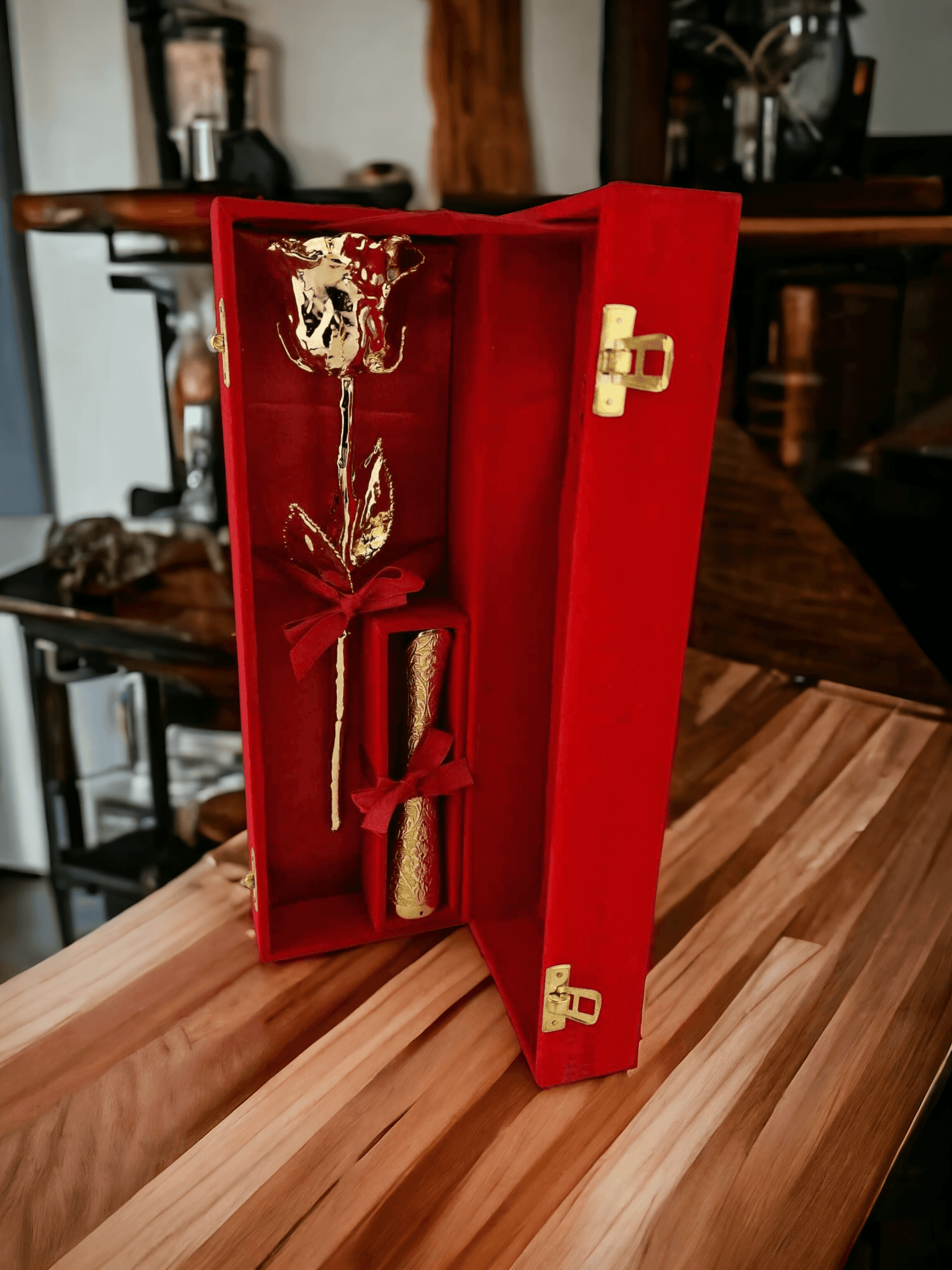 Goldene Rose mit goldener Vase, rote Geburtstag s2 - Styon