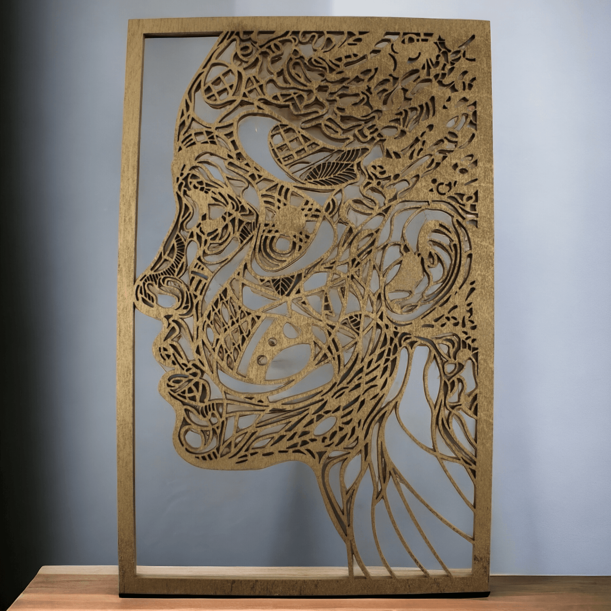 Dekoration, Frauengesicht, Holz, lasergraviert, goldfarben - Styon