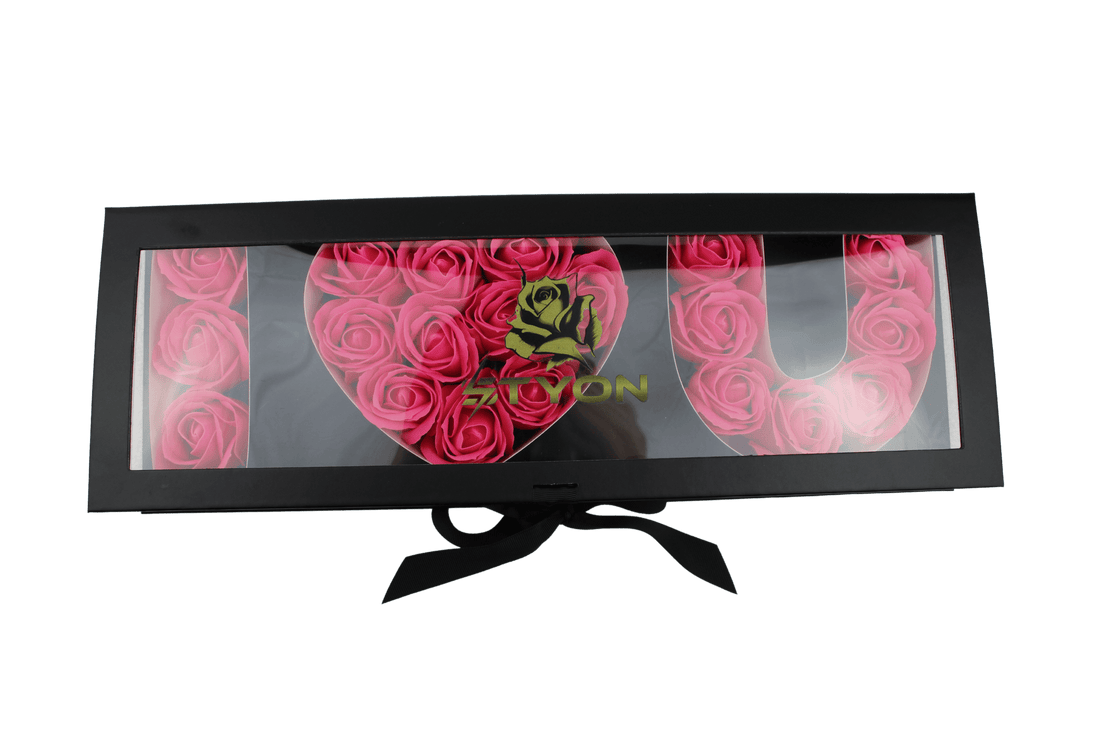 Schwarze Ich liebe dich Box mit Fenster und rosa Seifenrosen - Styon